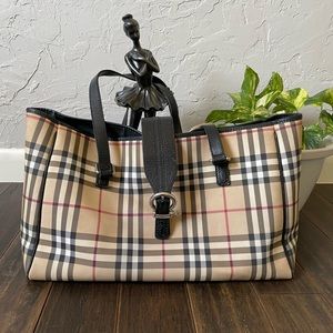 ❤️SOLD❤️ Burberry Tote